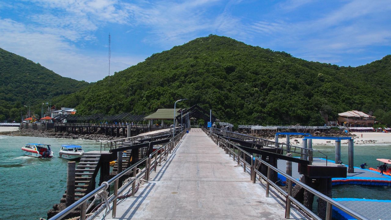 ท่าเรือหาดตาแหวน KohLarn.co 2024 09 18T193831.704 1