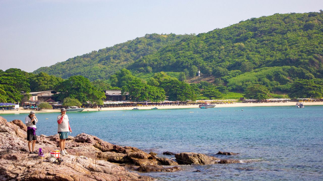 หาดกรวด 2 KohLarn.co 2024 11 11T164835.251