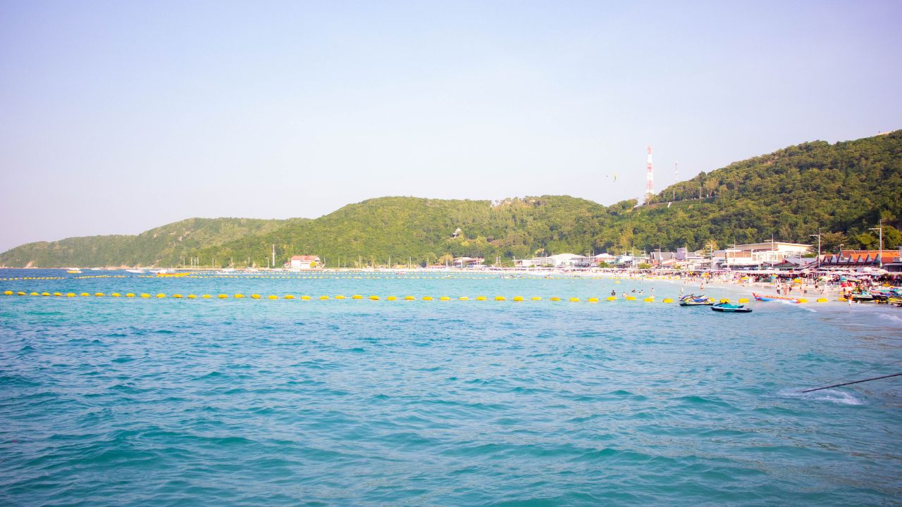 หาดตาแหวน 1 KohLarn.co 2024 11 17T235404.093