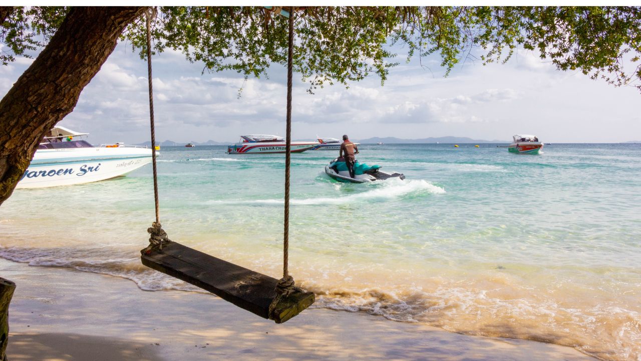 หาดนวล 9 KohLarn.co 2024 11 25T142751.952