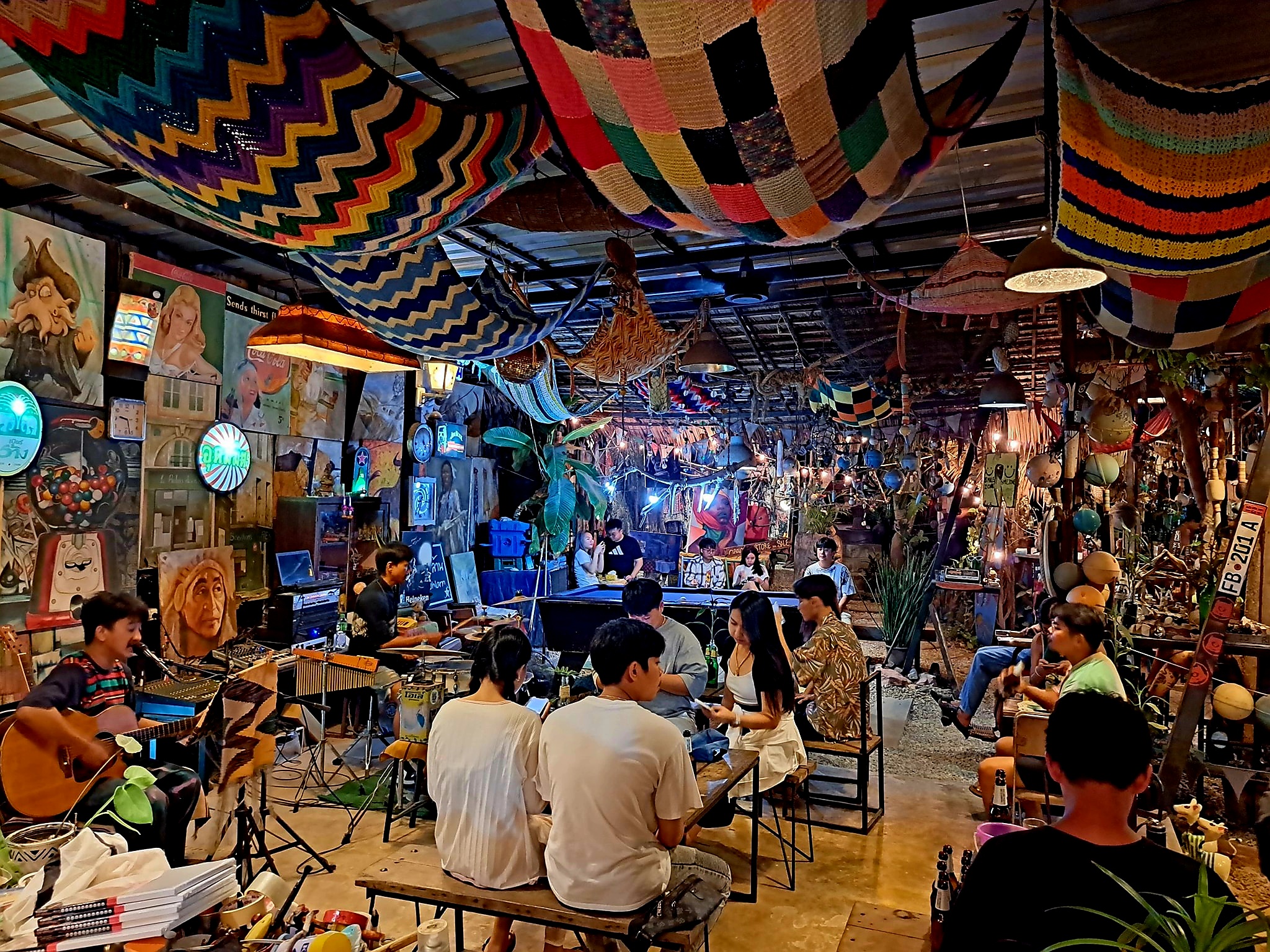 ร้านเหล้านั่งชิว เกาะล้าน 21 339670601 1380793459441415 3706852747970436172 n