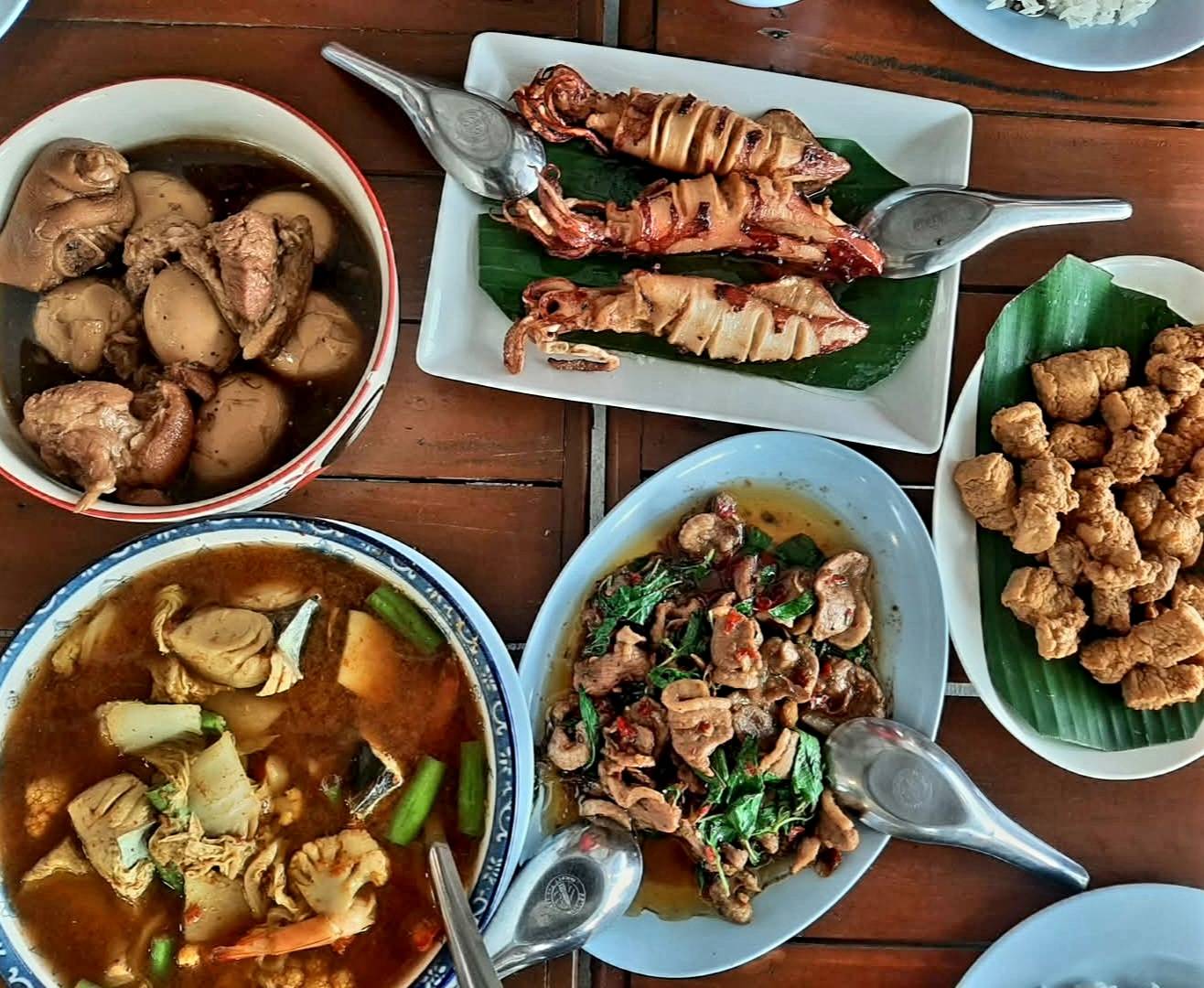 บรรยากาศร้าน One-More Bar Kohlan 40994