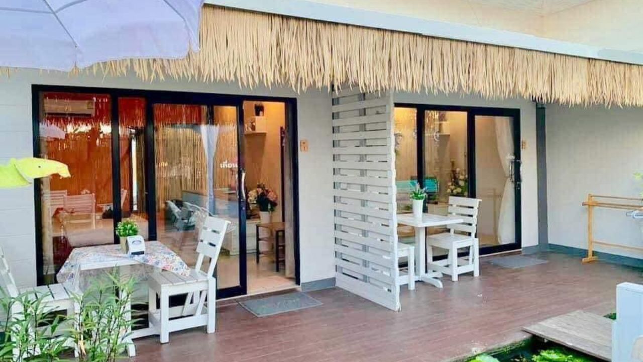 หน้าร้าน Coconut Cafe KohLarn.co 2025 06 13T233135.423