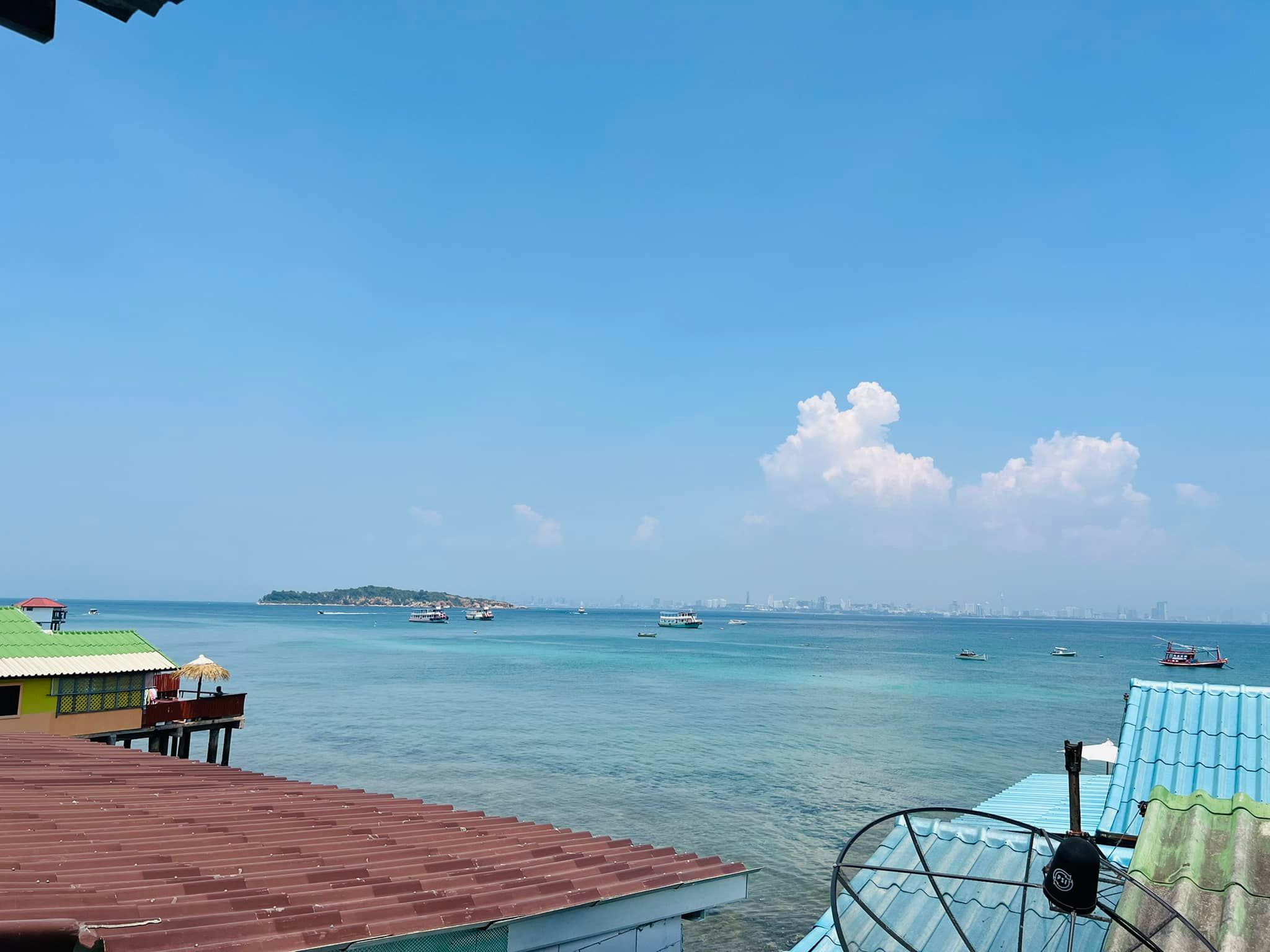 หน้าร้าน Coconut Cafe 475924519 3829573490628057 3763843606523747015 n