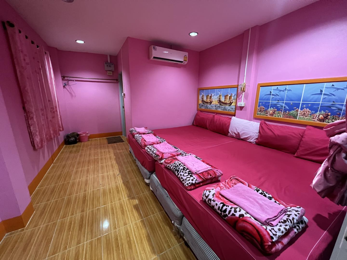 ที่นั่งในร้าน Coconut Cafe 476871140 3837330816518991 5845982250664565191 n